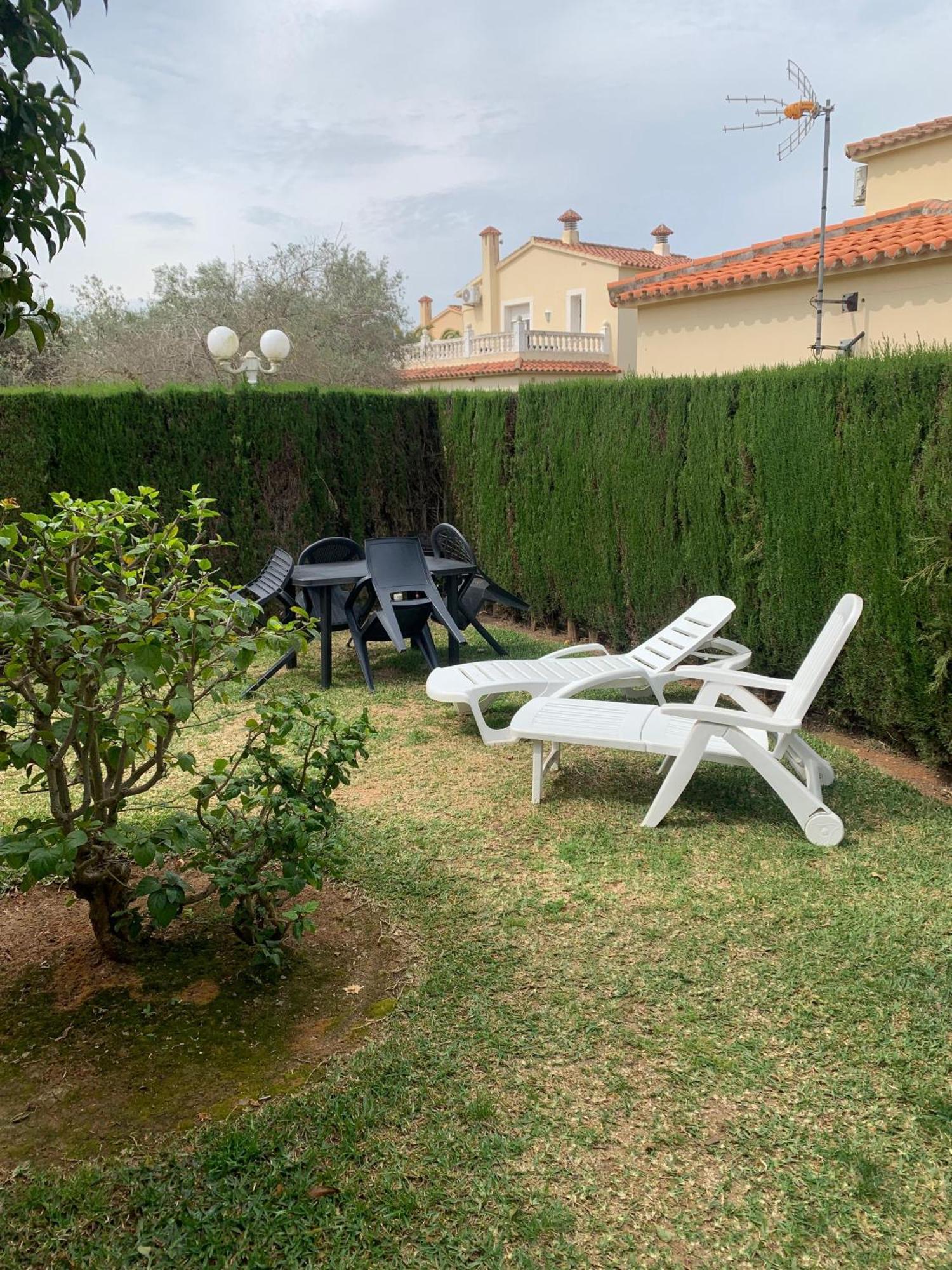House With Garden At Oliva Nova Golf & Beach Resort Les Deveses Bagian luar foto