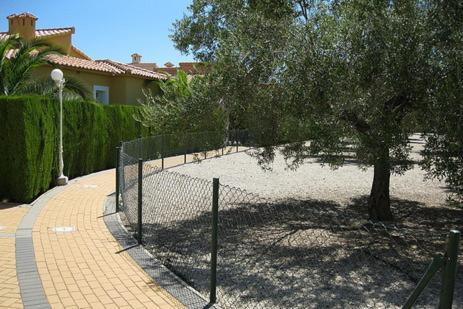 House With Garden At Oliva Nova Golf & Beach Resort Les Deveses Bagian luar foto