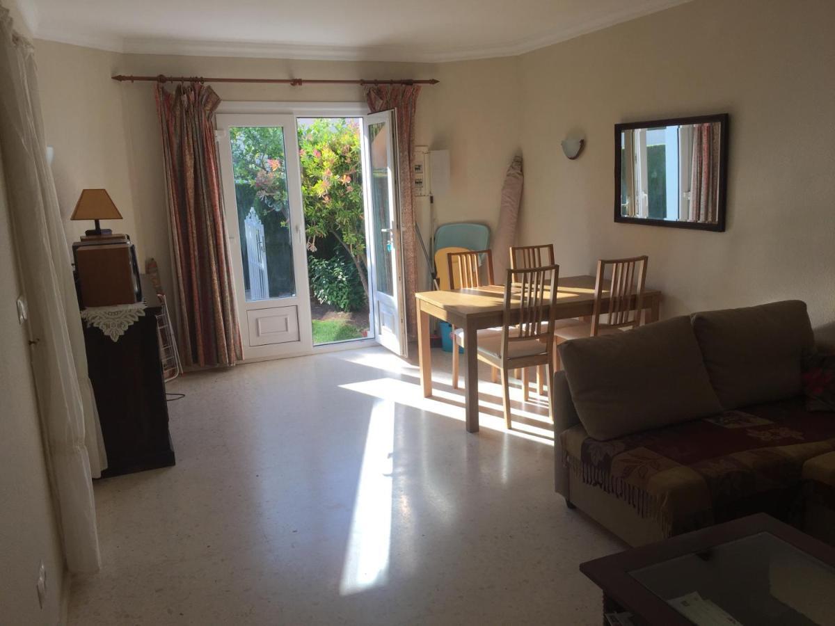 House With Garden At Oliva Nova Golf & Beach Resort Les Deveses Bagian luar foto